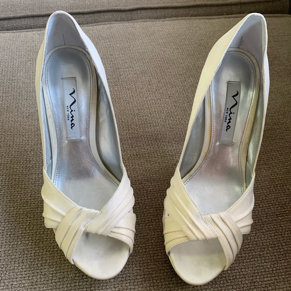 Heels - Picture 3 of 4